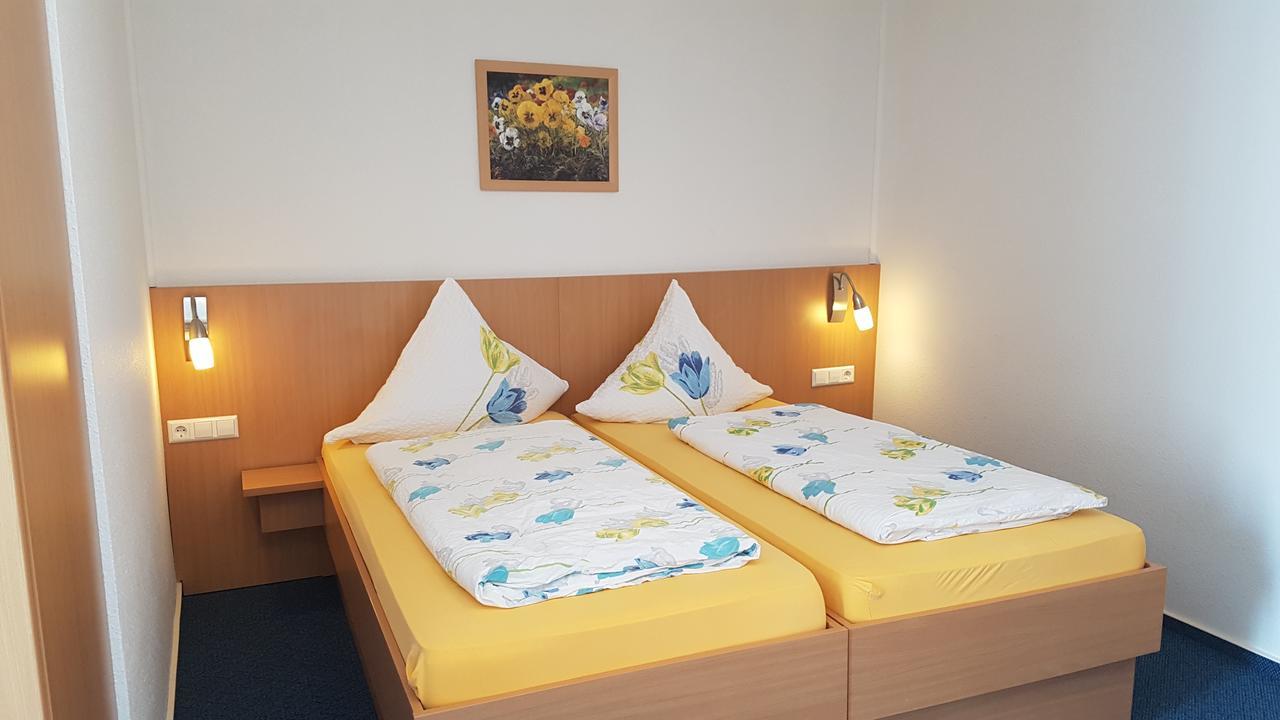 Hotel Alte Post Kehl Bagian luar foto